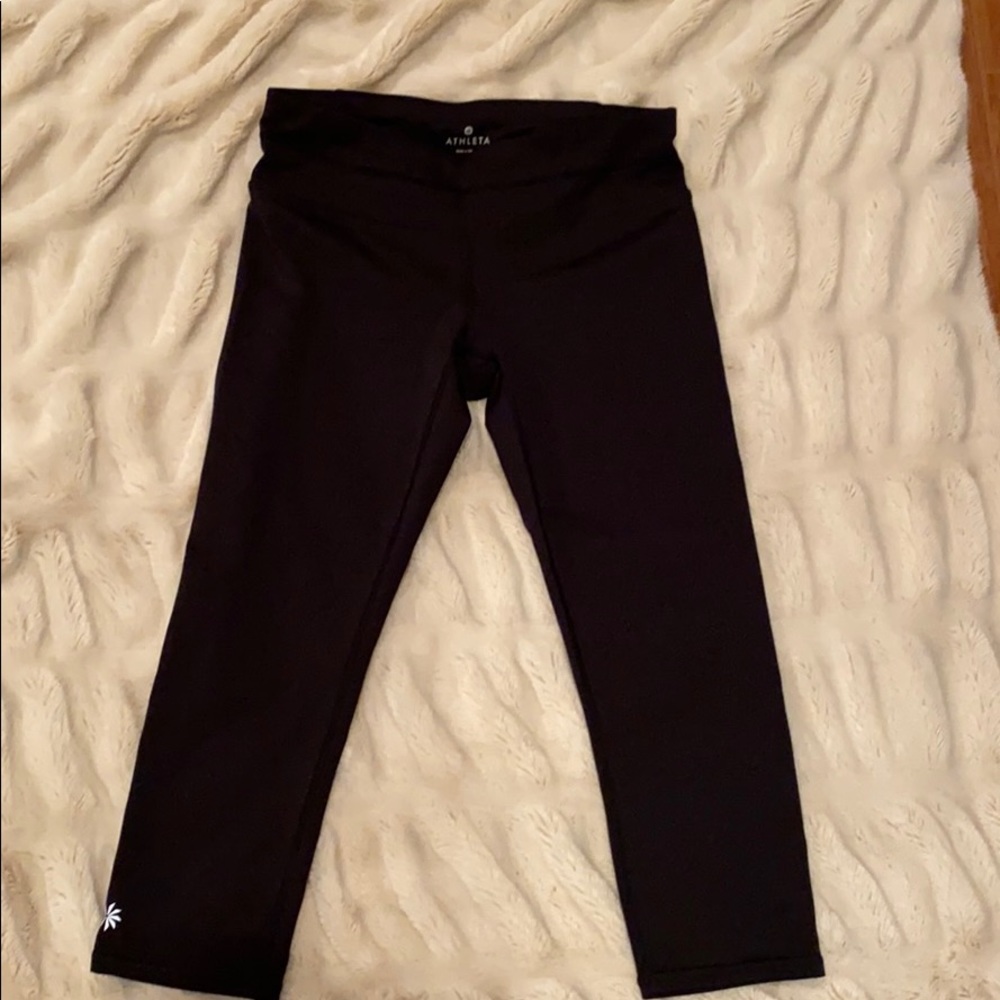Athleta Black Knee Length Capri